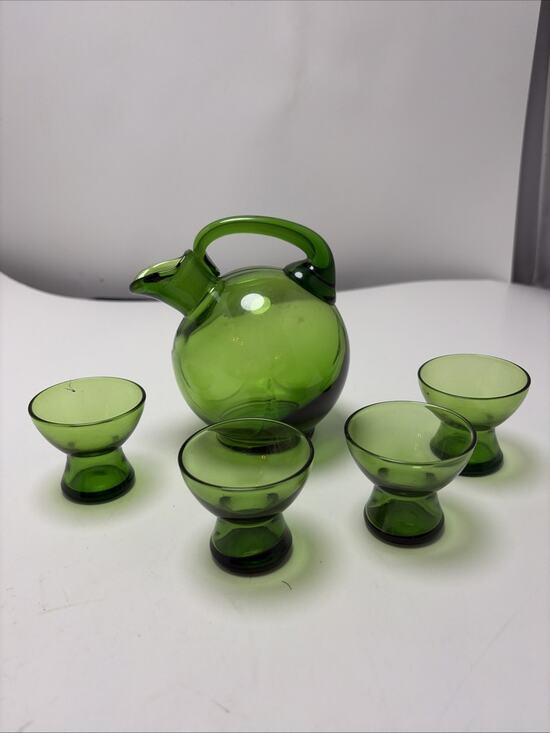 Cambridge Glass Other - RARE Cambridge Green Small 5”Decanter & 4 Flat 1 OZ Cordials SUPERB!
